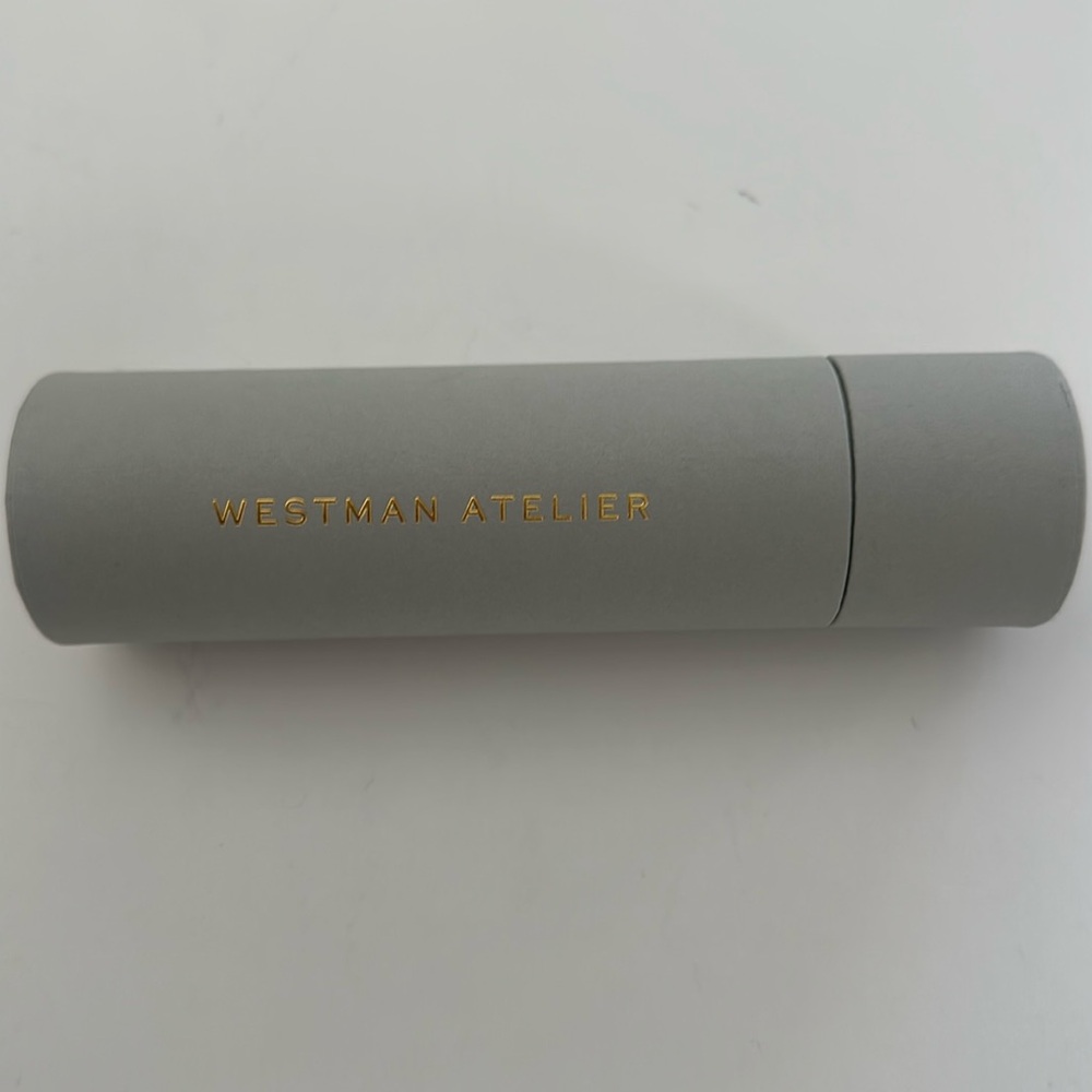 Westman Atelier powder brush
